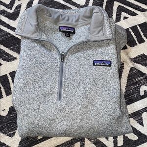 COPY - Women’s XL Patagonia quarter zip